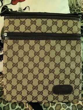 G CROSS BODY BAG